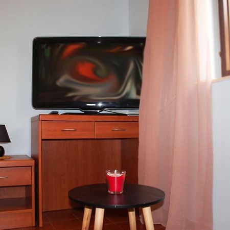 Studio Apartman Ziganto Ičići Eksteriør bilde