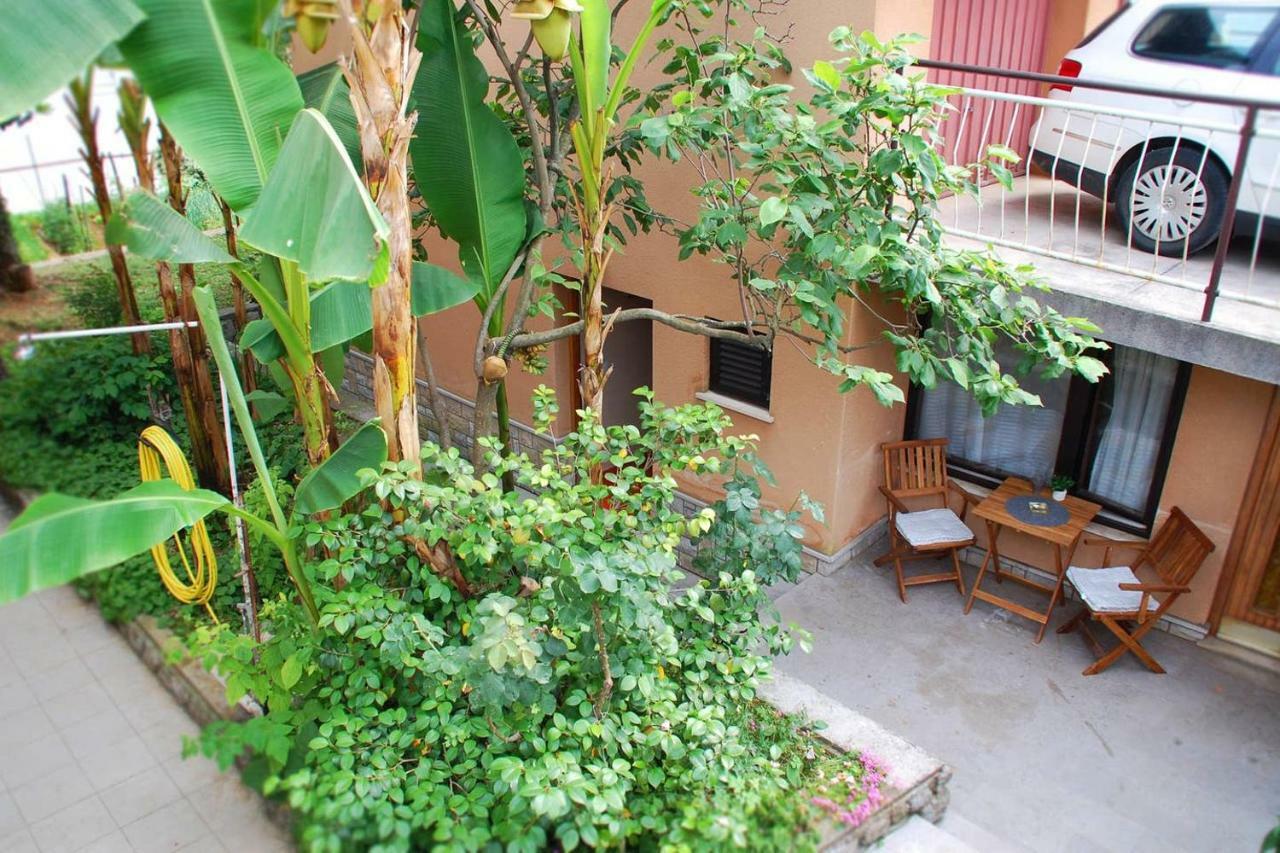 Studio Apartman Ziganto Ičići Eksteriør bilde